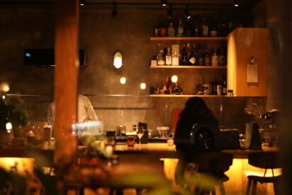 大阪でバーを開業したい初心者必見！融資のポイントと成功への道のり